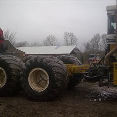 Terra Gator 2505  fuldblods