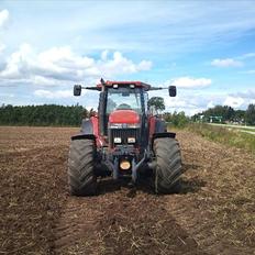 New Holland G240