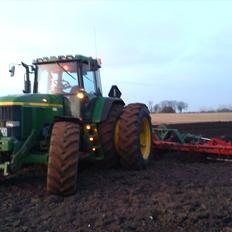 John Deere 7710