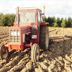 International Harvester 474