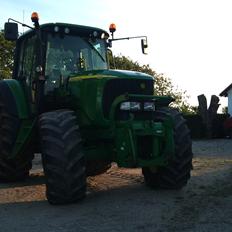 John Deere 6920