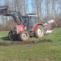 Massey Ferguson 6140