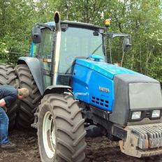 Valtra 8050