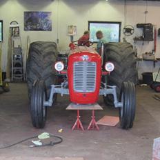 Massey Ferguson 35 x