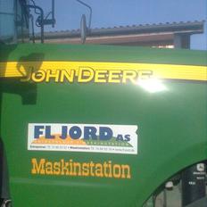 John Deere 8220