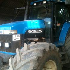 New Holland 8770