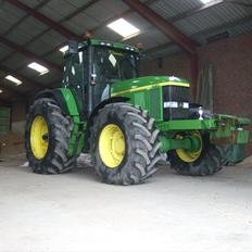 John Deere 7810