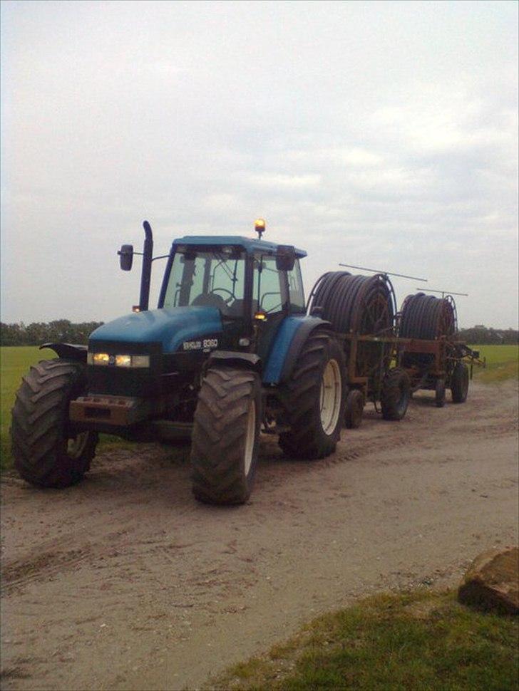 New Holland 8360 solgt billede 1