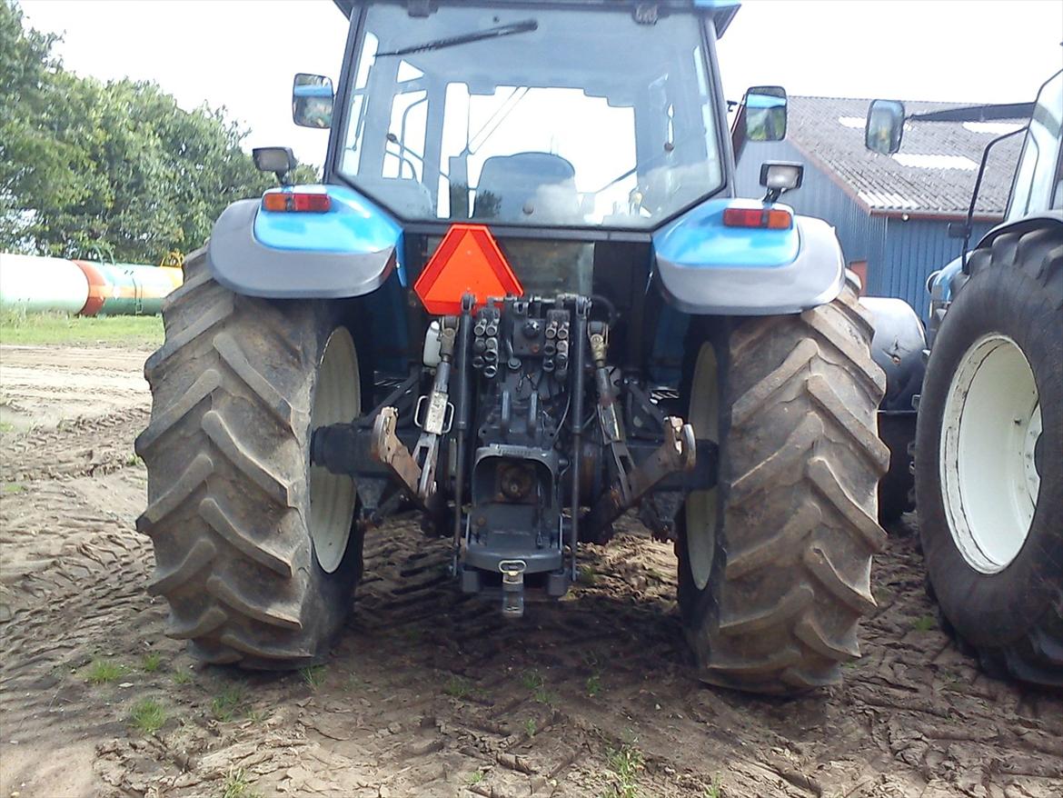 New Holland 8360 solgt billede 6