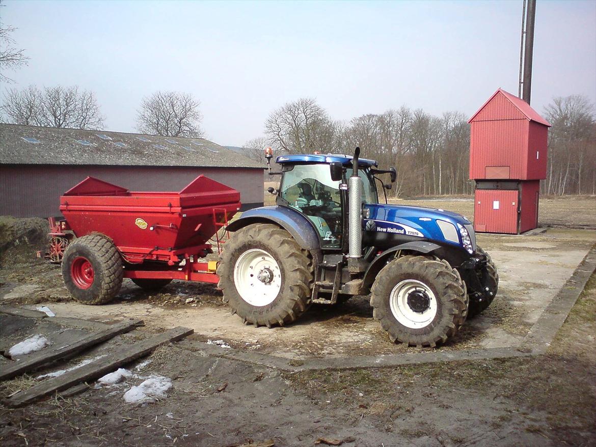 New Holland T7070 BLUE POWER billede 4