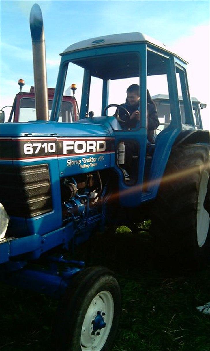 Ford 6710 - Venter på Banen bliver klar billede 11