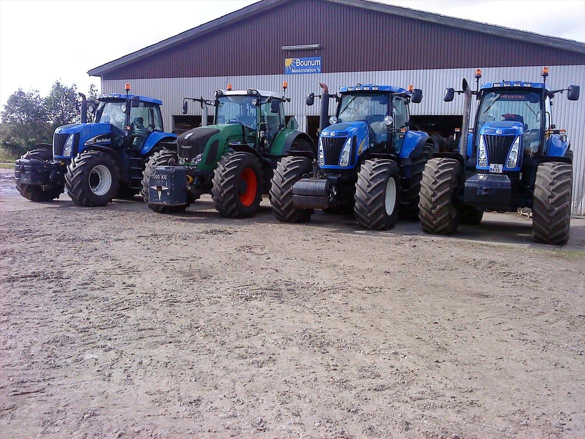 New Holland t8050 billede 8