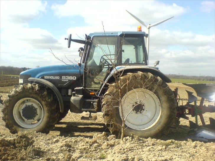 New Holland 8360 billede 2