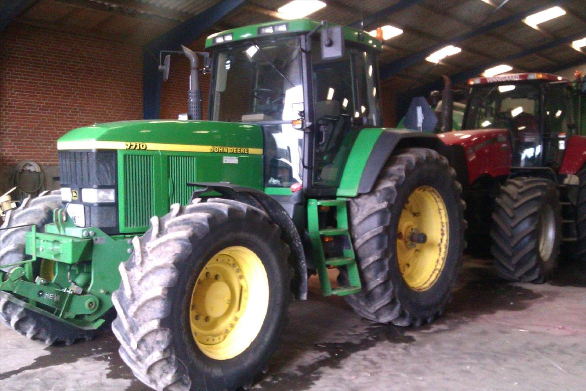John Deere 7710 billede 2