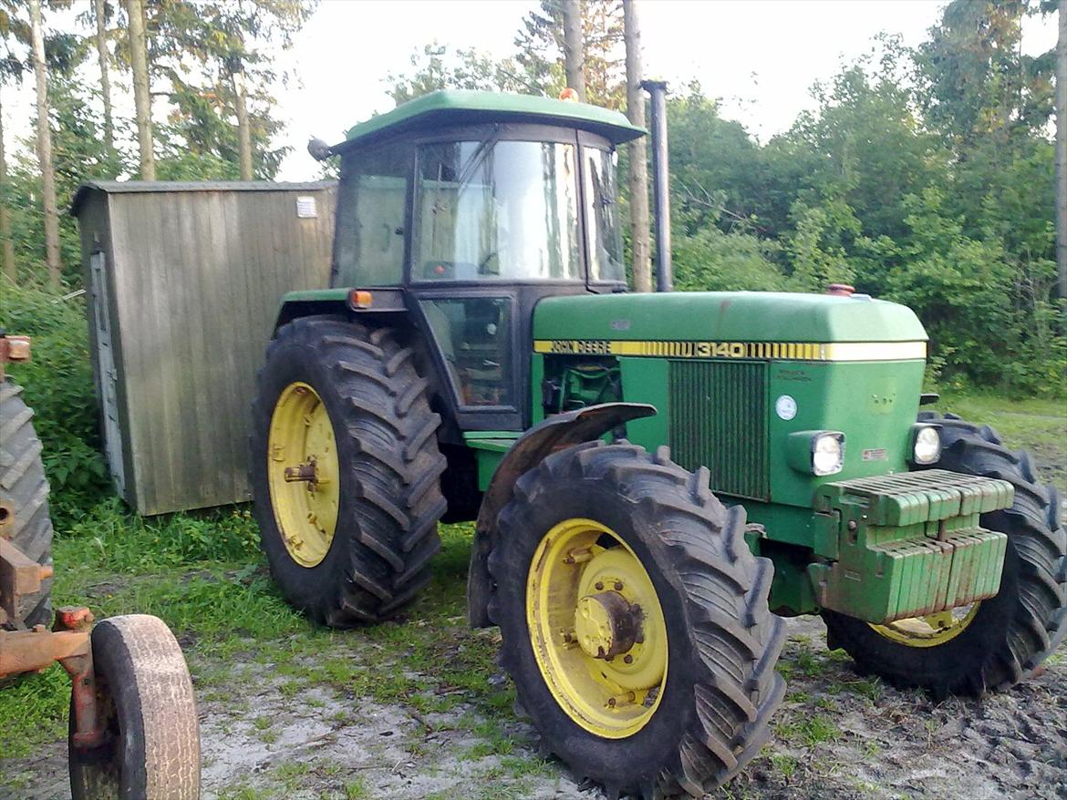 John Deere 3140 billede 4