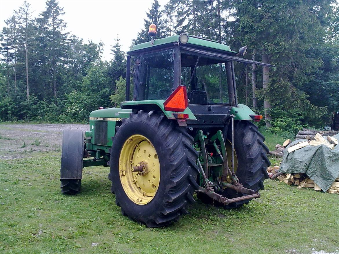 John Deere 3140 billede 9