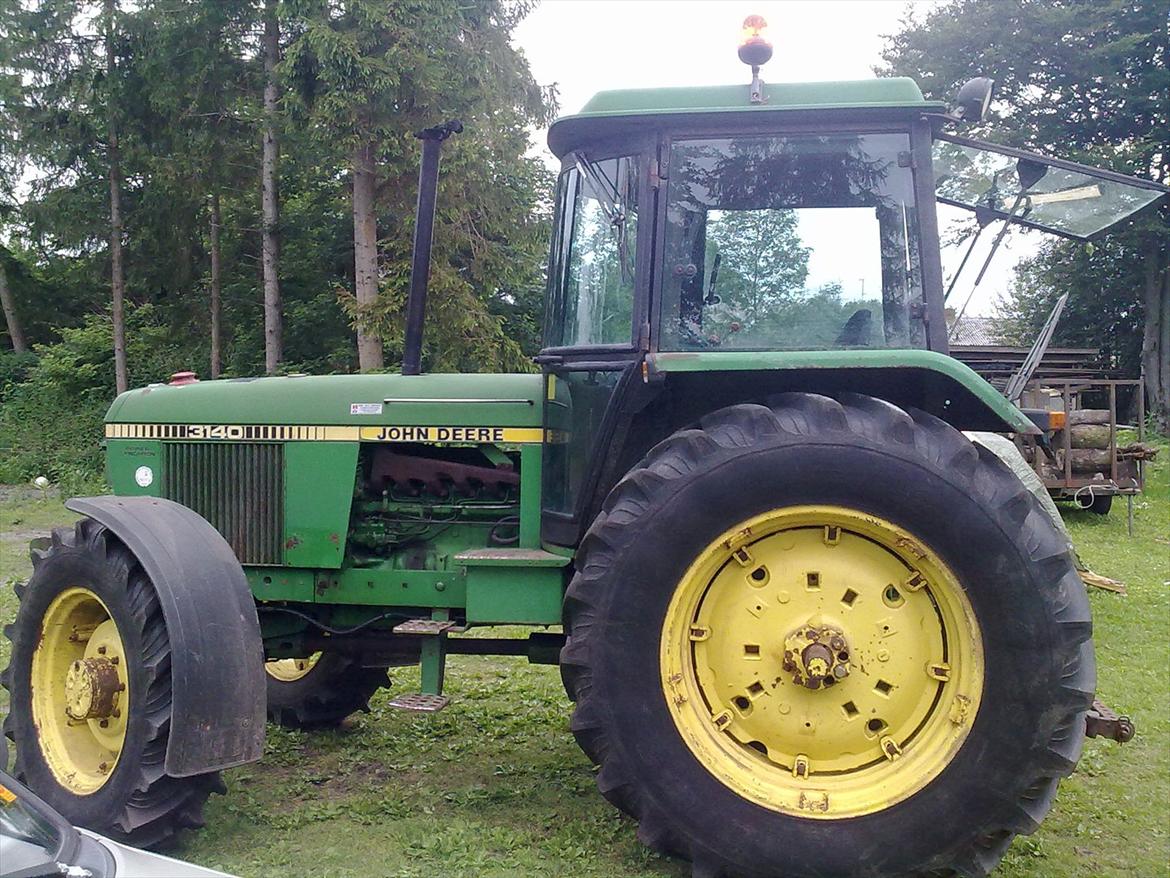 John Deere 3140 billede 11