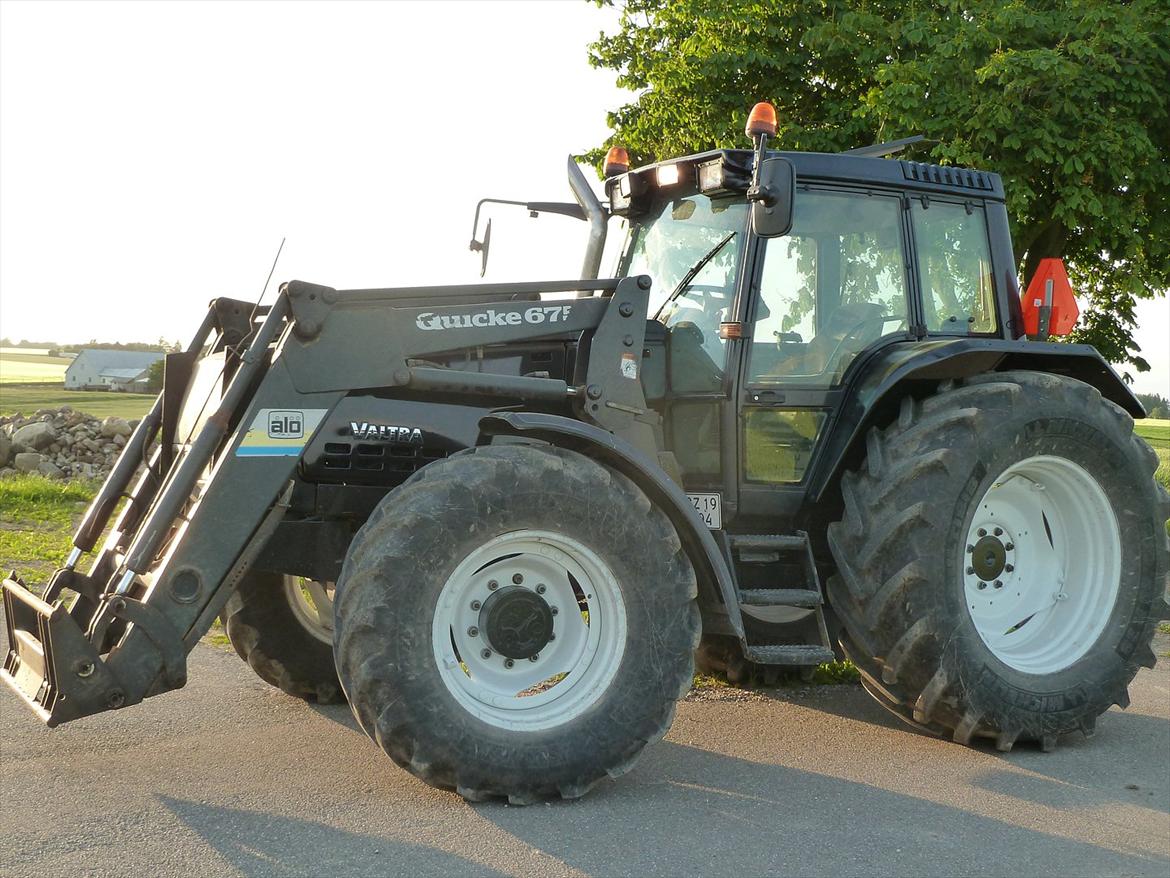 Valtra 8350 Hitech billede 4