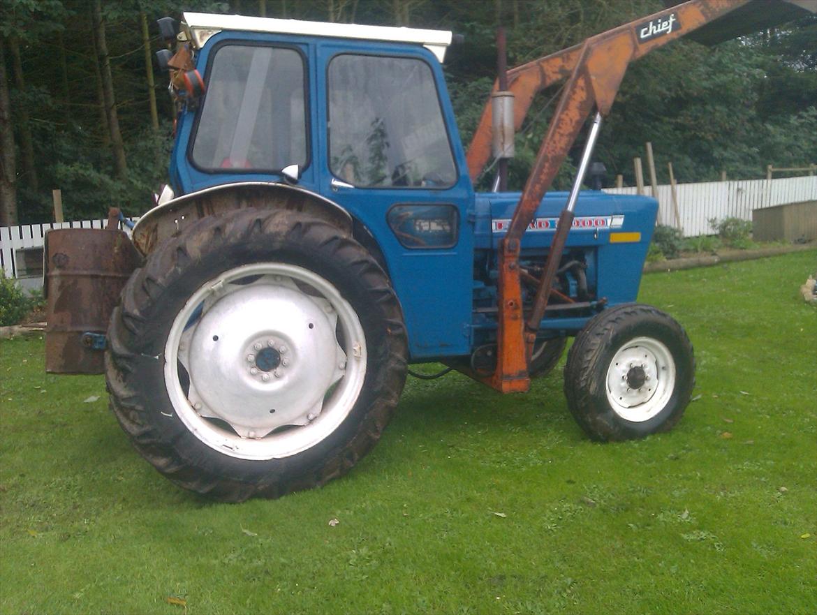 Ford 3000 y billede 1