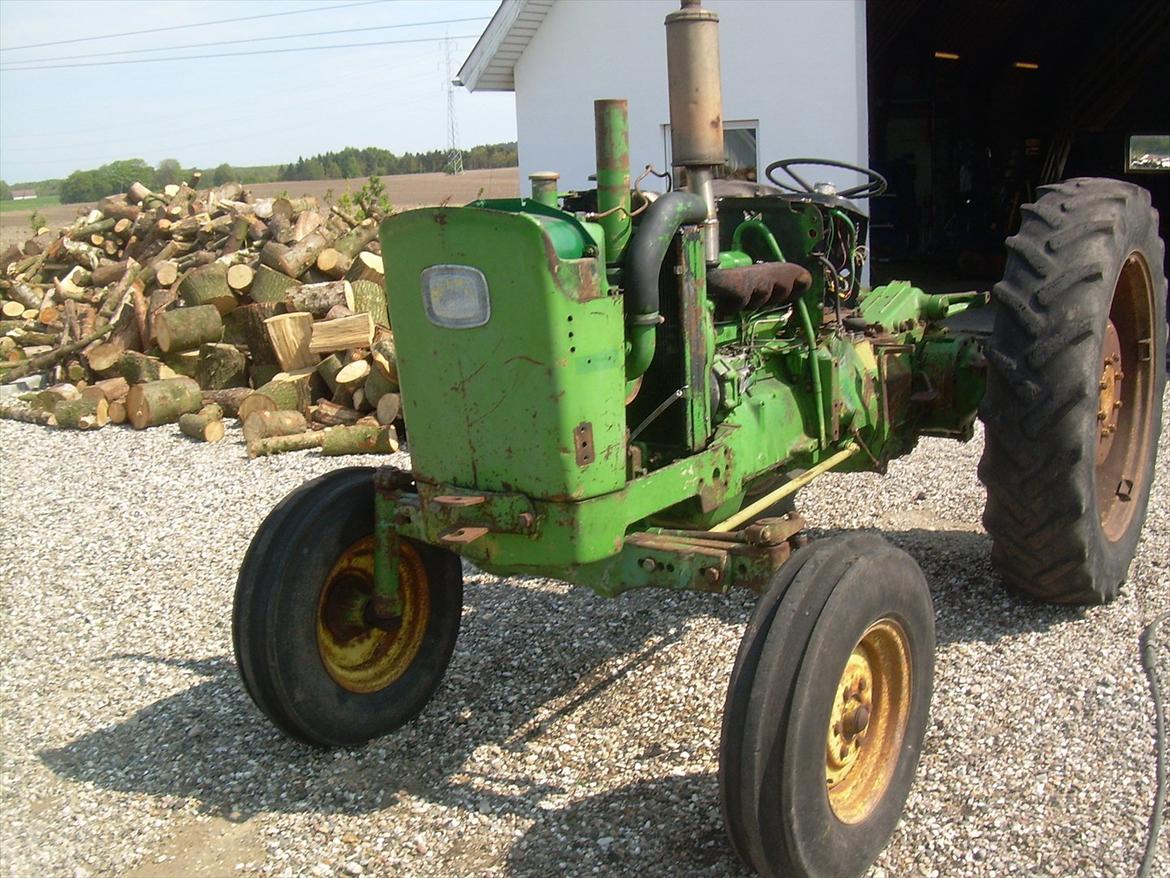 John Deere 2120 billede 5