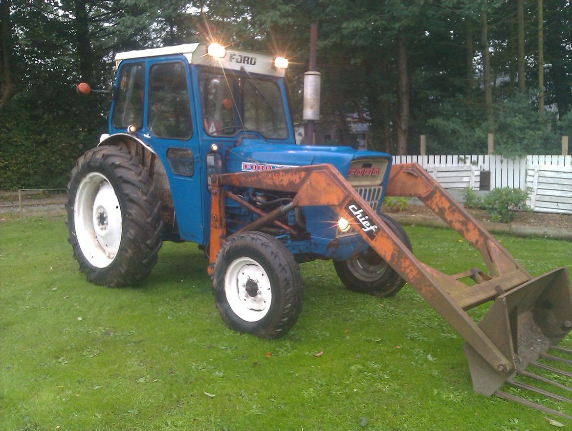 Ford 3000 y billede 8