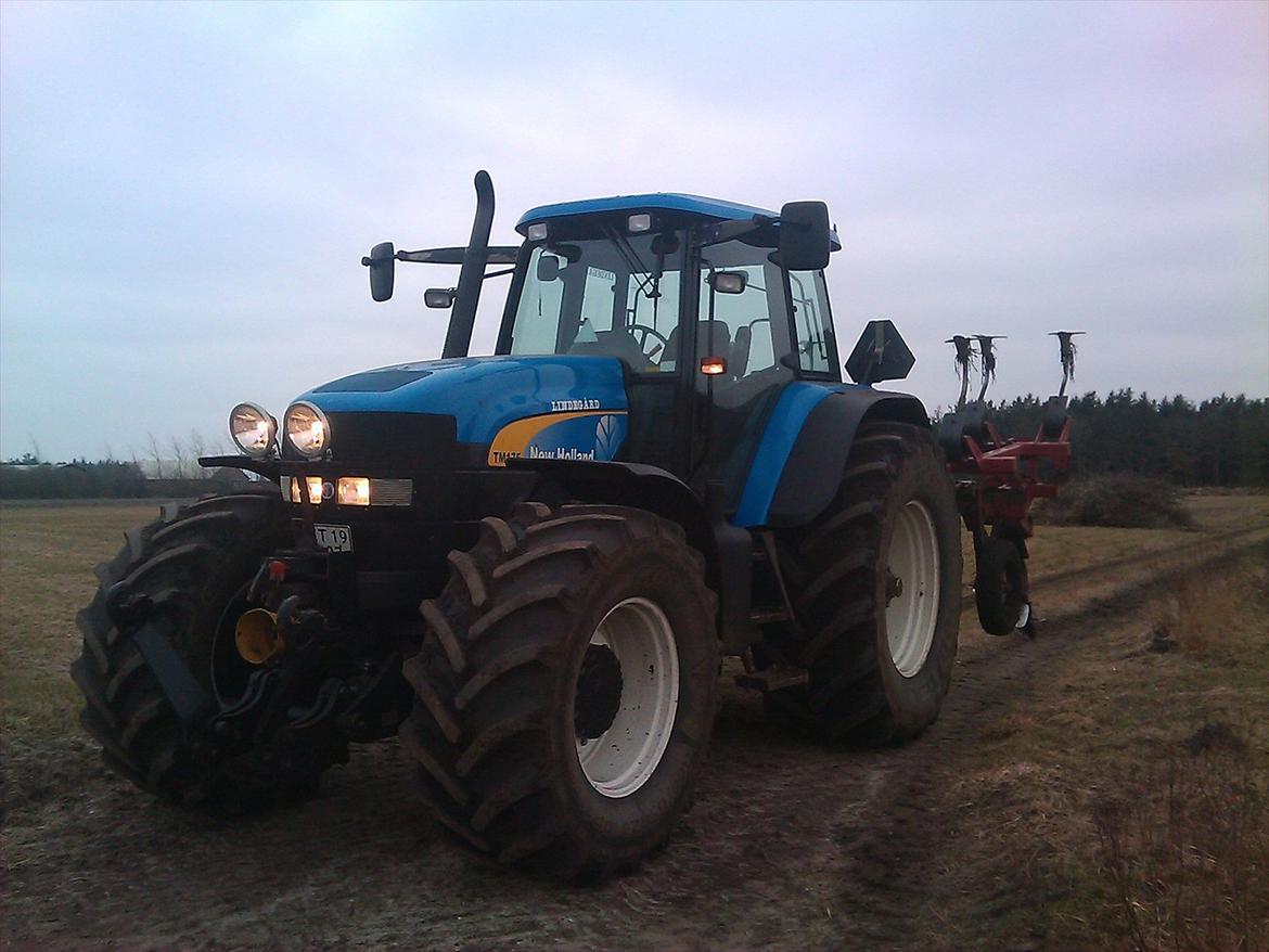 New Holland TM 175 billede 5