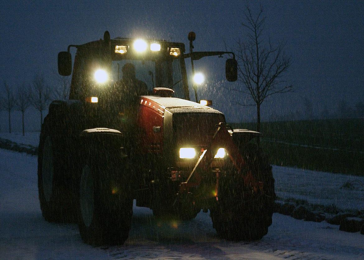 Valtra 8150 - forfra  billede 5