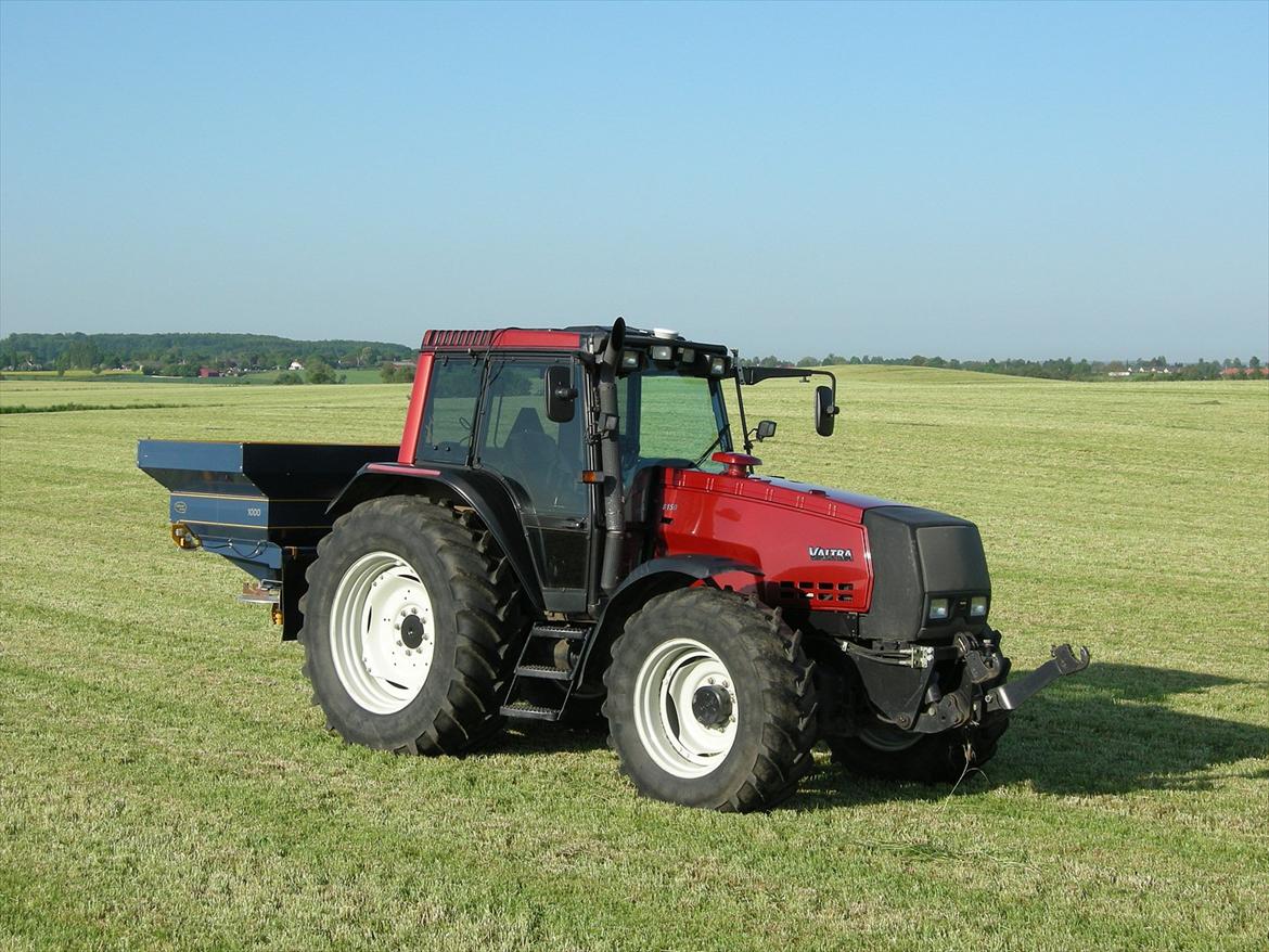 Valtra 8150 billede 2