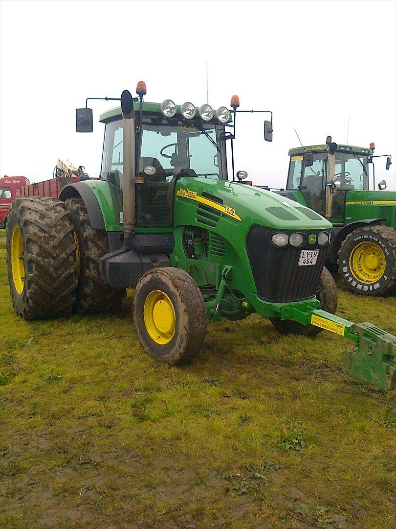 John Deere 7920 "Frigearmaskinen 2.0" - Vinkel 2011. billede 2