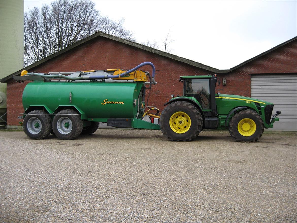 John Deere 8230 billede 4