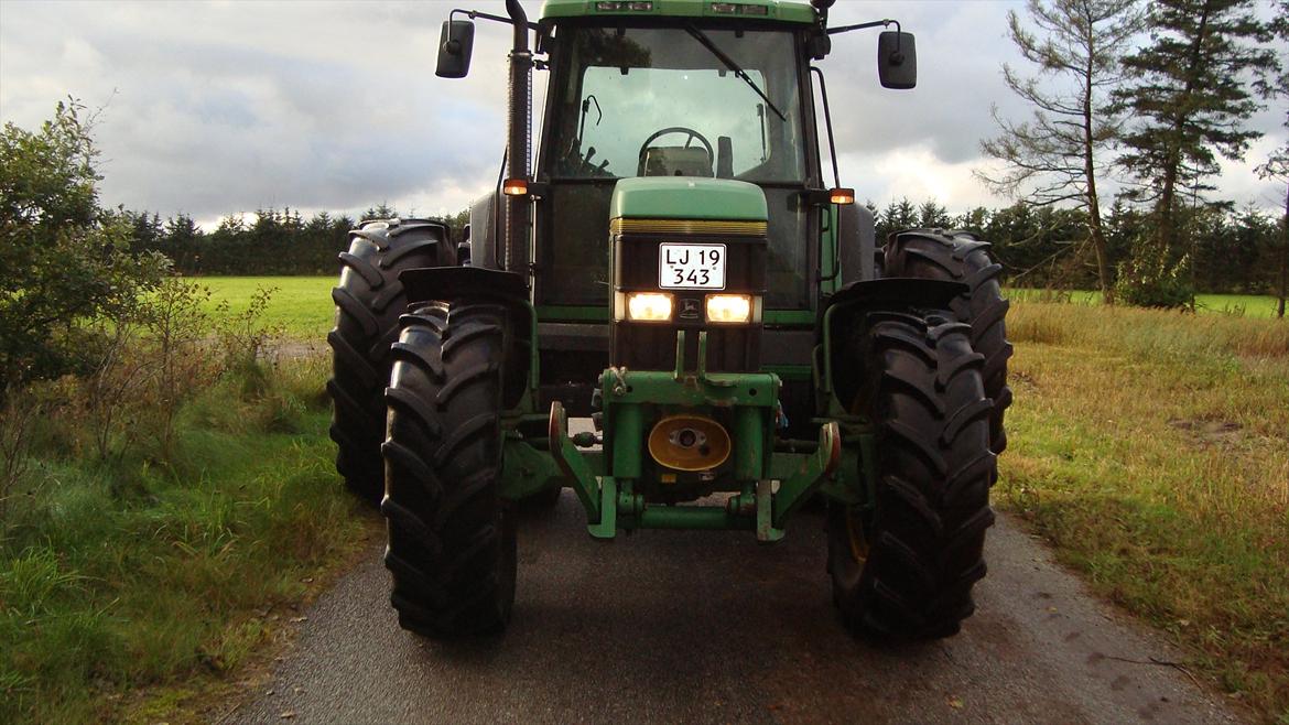 John Deere 6900 billede 8