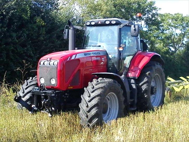 Massey Ferguson 8460 - skærsborsvognen skulle flyttes billede 3