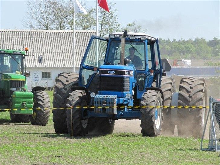 Ford TW 35 billede 2