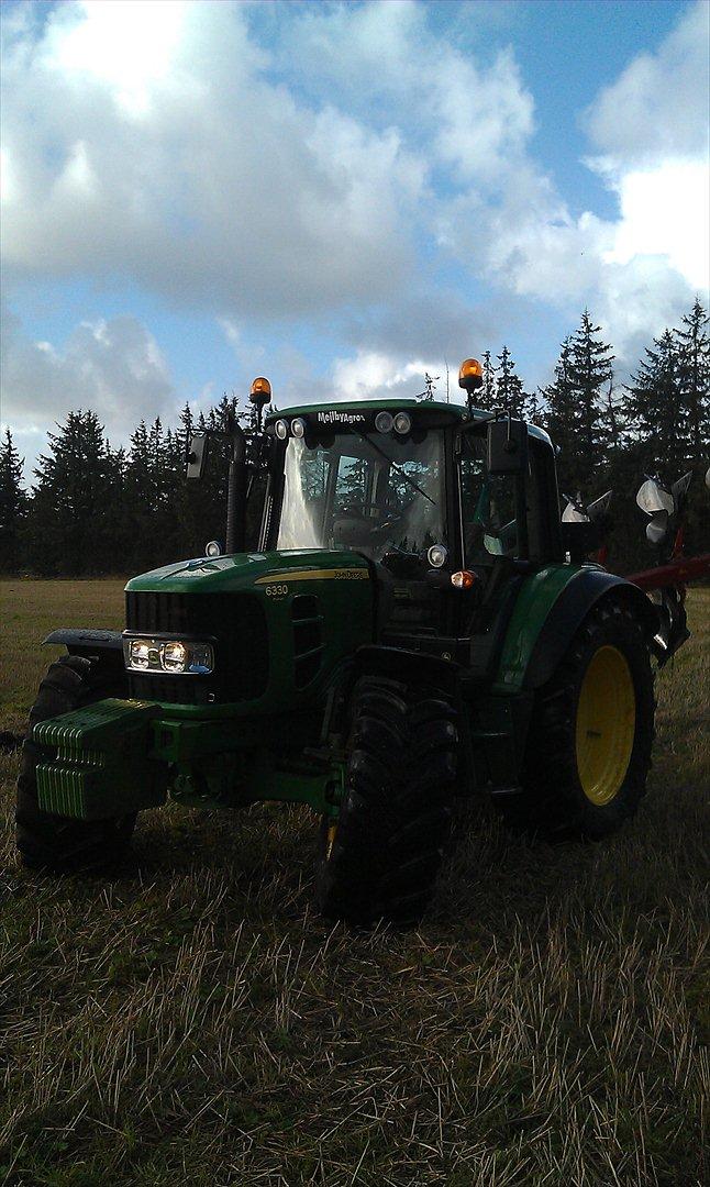 John Deere 6330 billede 1