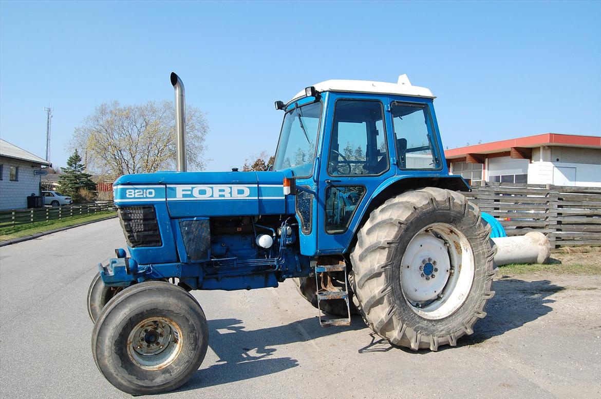 Ford 8210 billede 5