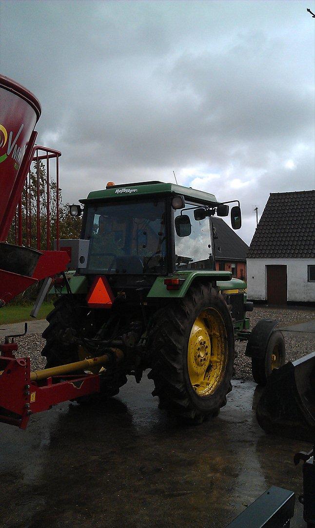 John Deere 2850 billede 4