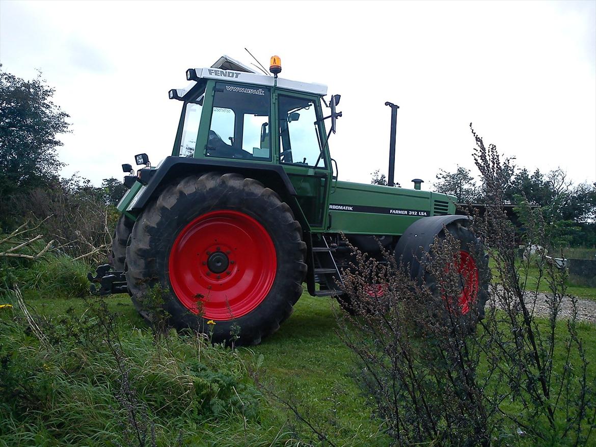 Fendt 312 Farmer billede 10