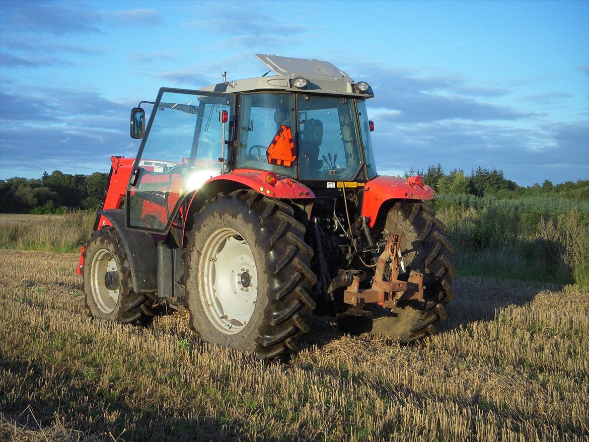 Massey Ferguson 5470 billede 4