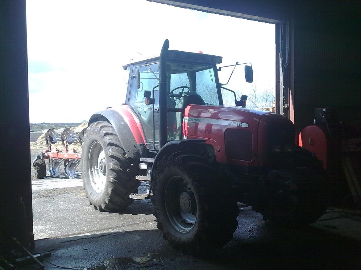 Massey Ferguson 8210 PowerControl billede 1