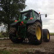 John Deere 6920