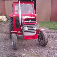 Massey Ferguson 165x