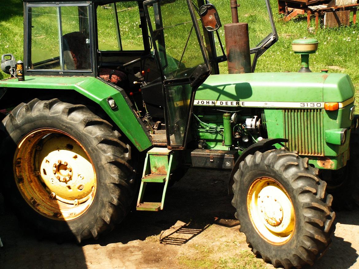 John Deere 3130 hydraulisk  4*4 billede 1