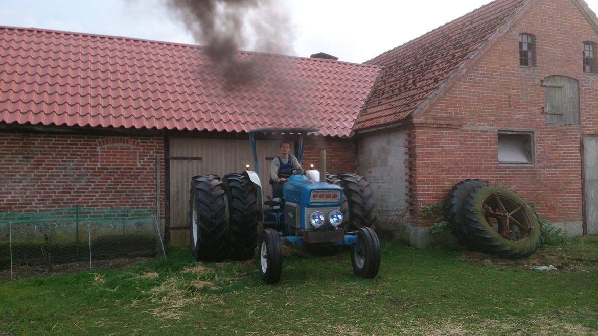 Ford 4000 billede 10