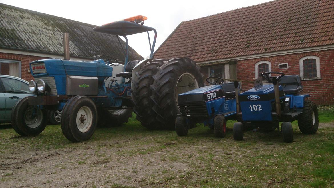 Ford 4000 - de små ford'er kom lige med ;) billede 15