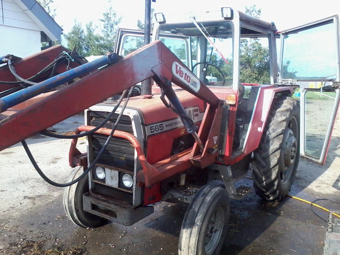 Massey Ferguson 565 billede 5