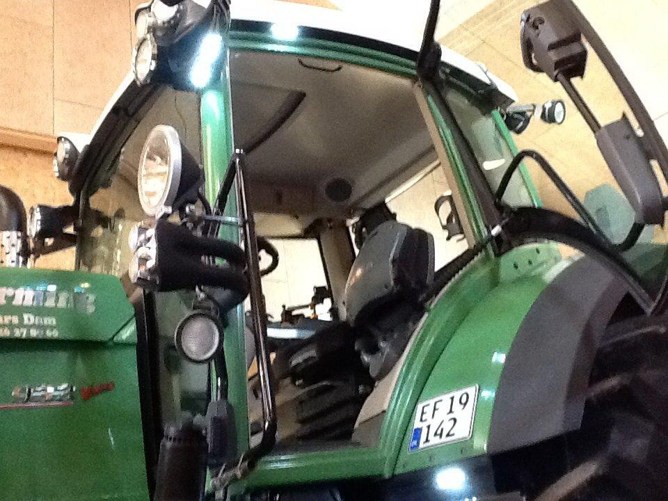 Fendt 933 - min far har lavet lys når man åbner døren billede 11