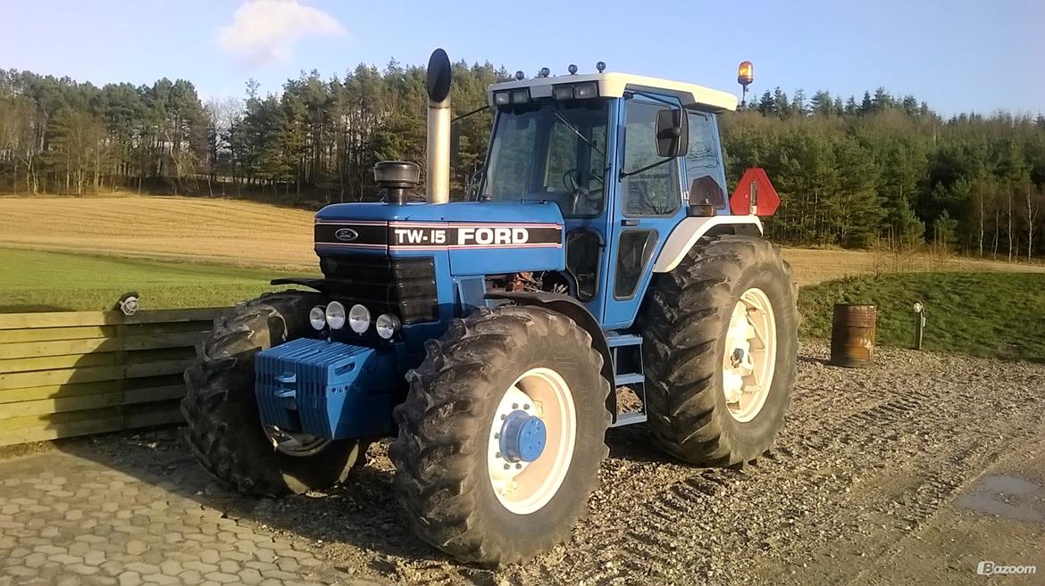 Ford TW15 billede 3