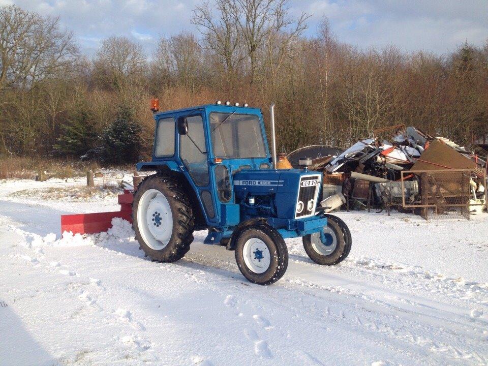 Ford 4600 (SOLGT) - Så fik jeg ryttet sne med den for første gang. billede 5