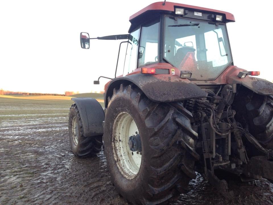 New Holland 8970 A  - Er blevet måget godt til efter jordkørsel et par dage billede 3