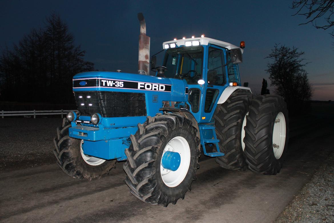 Ford TW-35 billede 2